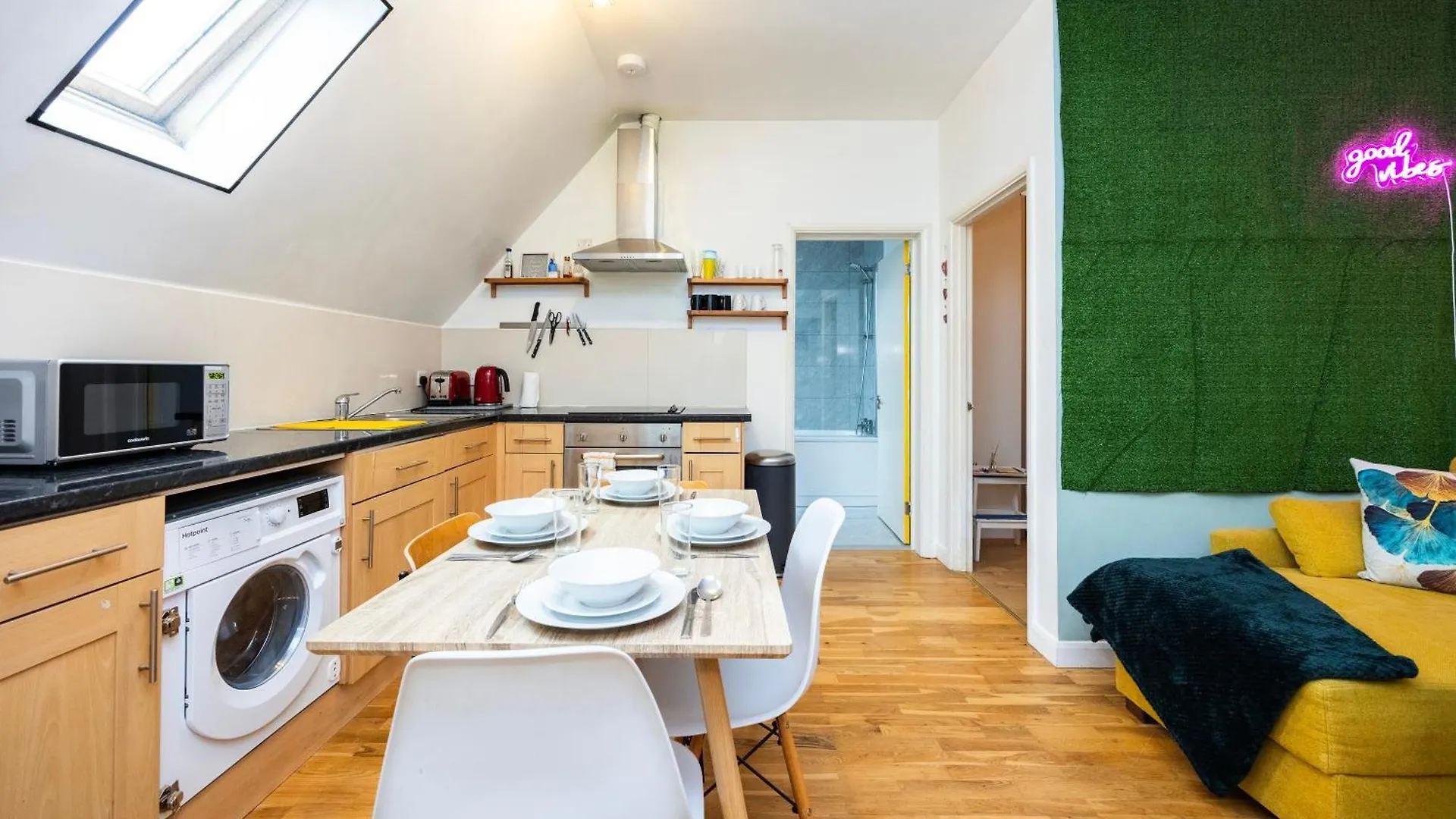 Vibrant Fresh Flat Near The Station - New Cross - Goldsmiths Lägenhet London 0*,